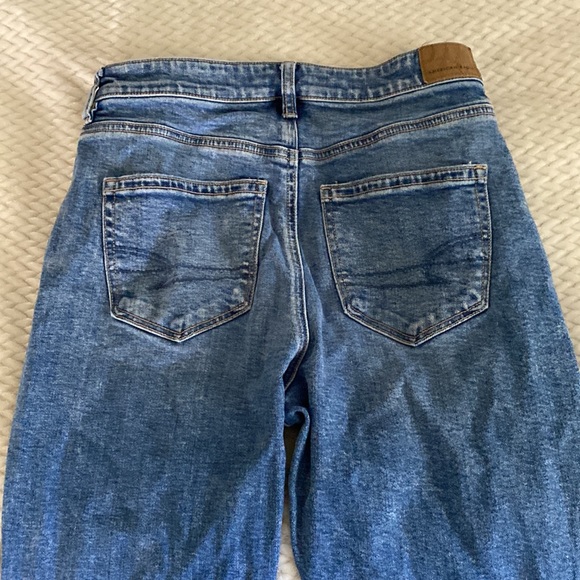 American Eagle Mom Jeans - Picture 7 of 13